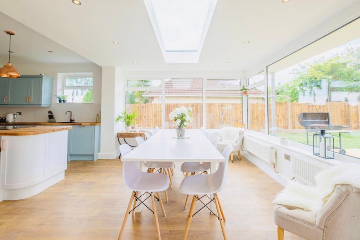 Gorgeous Luxury Chalet, New Forest & Coast & Hordle Bagian luar foto